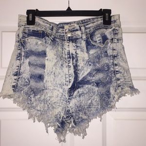 Cute stretch jean shorts